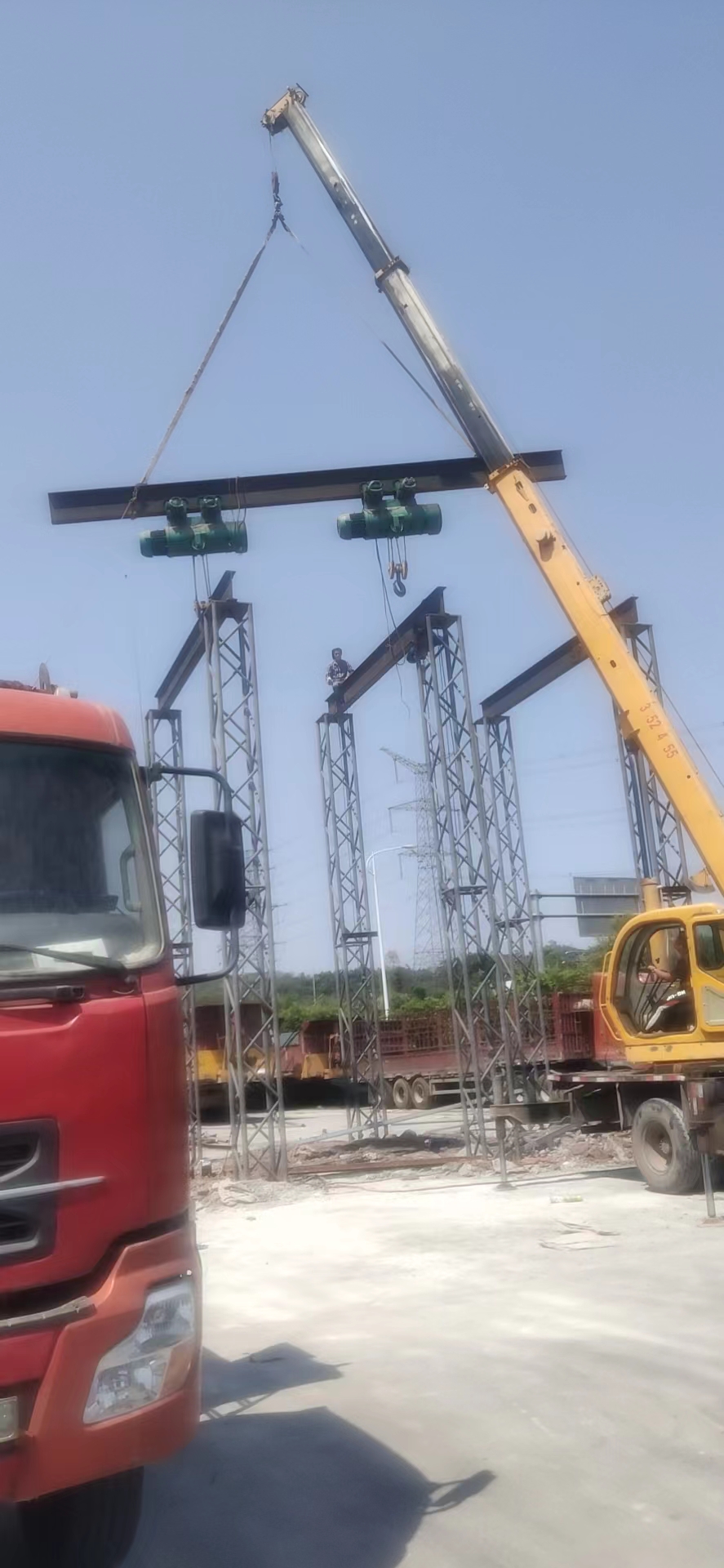 吊装货车葫芦架